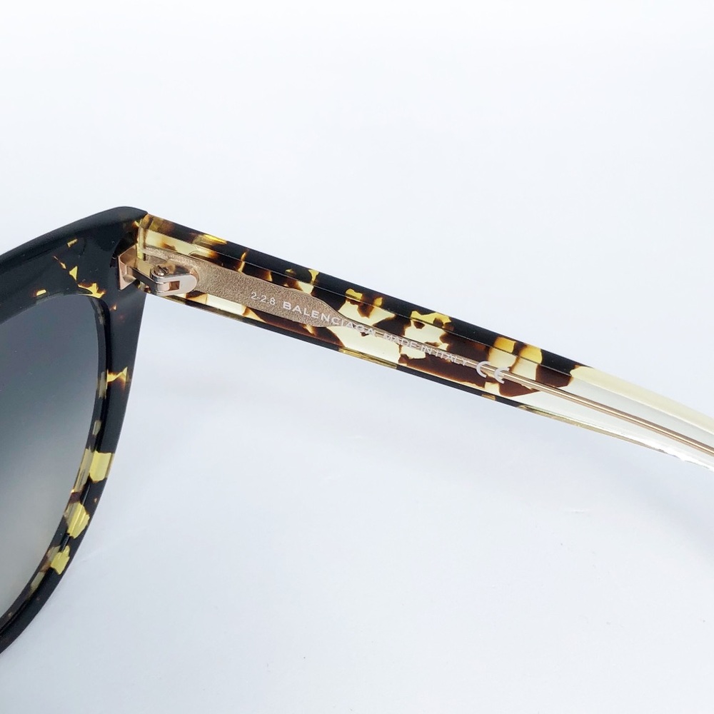 Balenciaga Cat Eye Sunglasses - Picture 6 of 8